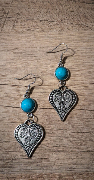 Western Sweetheart Earrings