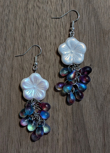 Luna Hollyhock Drops
